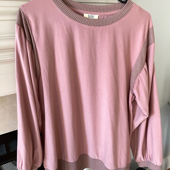 Kori Long Sleeve Pink Top with Ribbed Detail - Picture 2 of 4